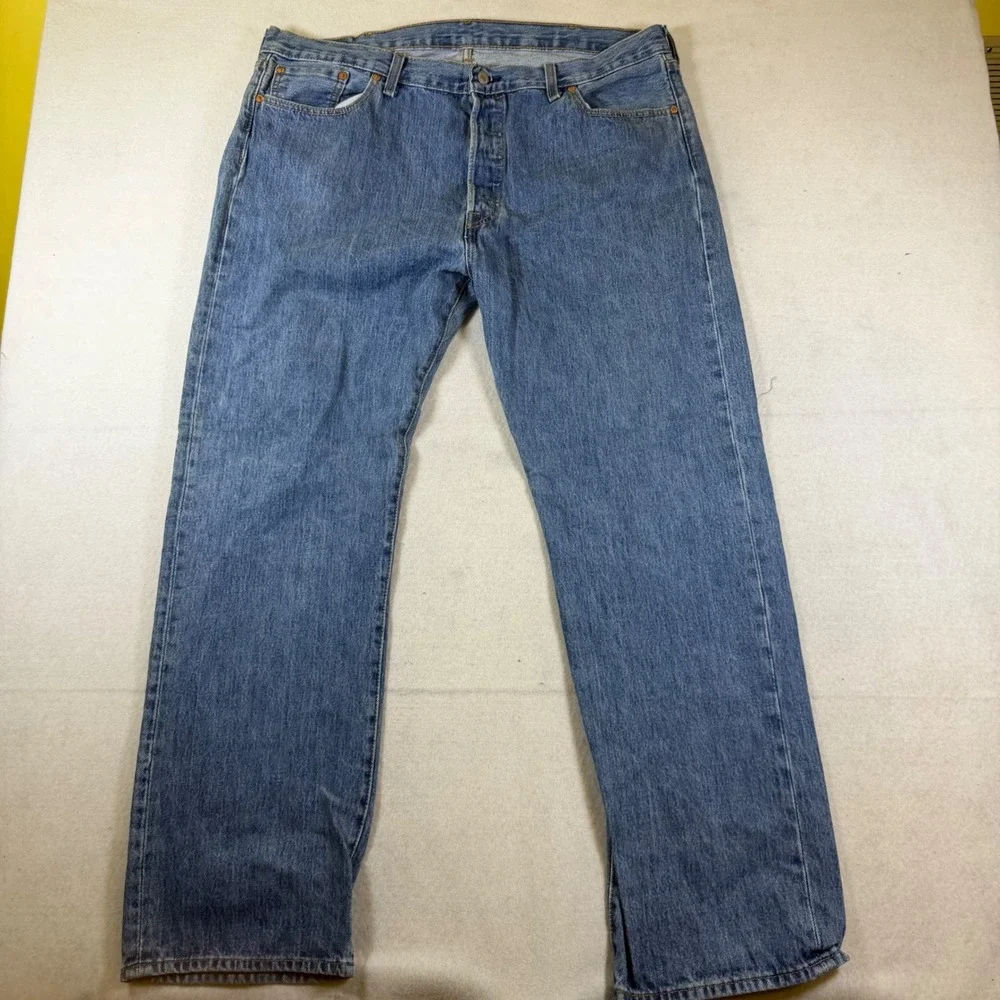 Levis 501 Original Fit Mens Jeans 40x32 Medium Wash Blue Denim Button Fly 501